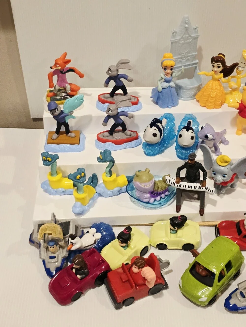 Disney Character Toy Figure Set Happy Meal Toy Lot